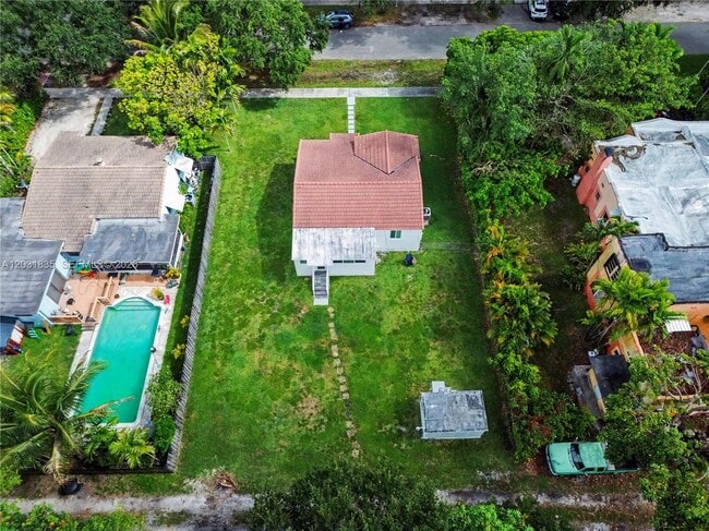 Photo - 436 Lark Ave