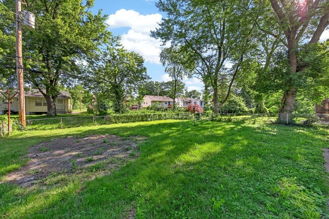 Photo - 329 Midlothian Rd