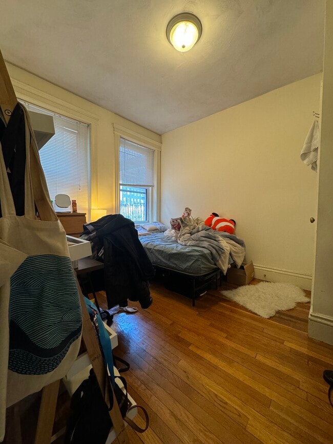 Photo - 109 Queensberry St Unidad 6