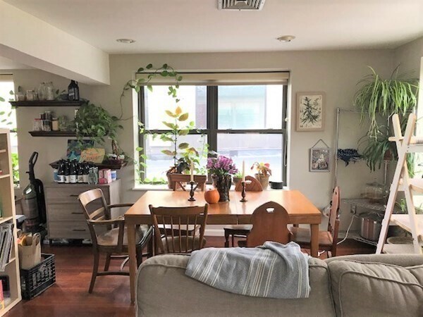 Photo - 197 Sidney St Unidad 0