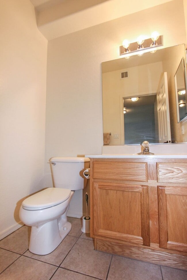 Photo - 2 Bedroom Condo in Boulder Park