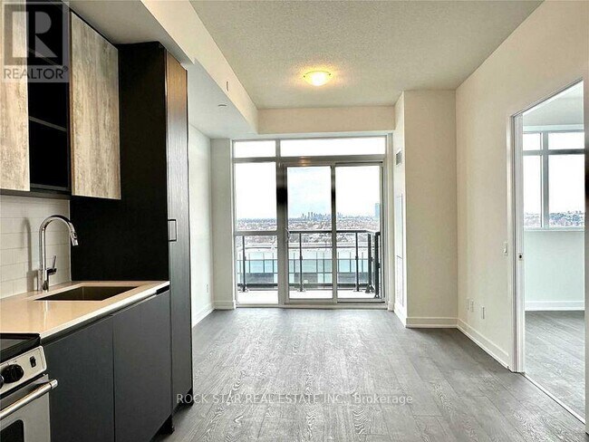 Photo - 251 Manitoba St Unit 1510