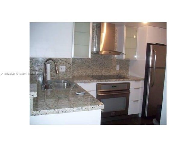 Building Photo - 770 Claughton Island Dr Unit 770 Claughton Island Dr 703