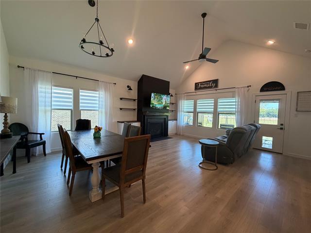 Photo - 524 Meadowlark Dr