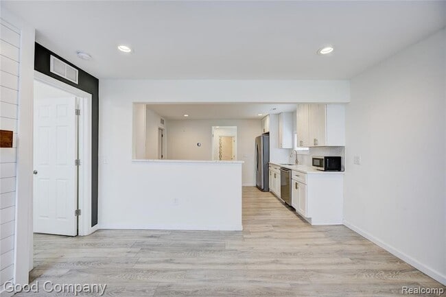 Photo - 23826 Kate Ave