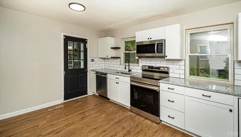 Photo - 2712 Memorial Ave