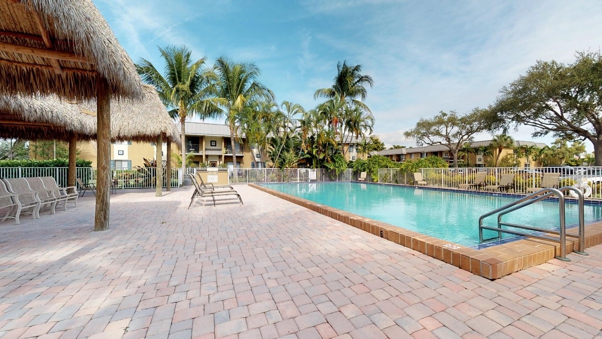 Photo - Boca Bend Marina Apartments