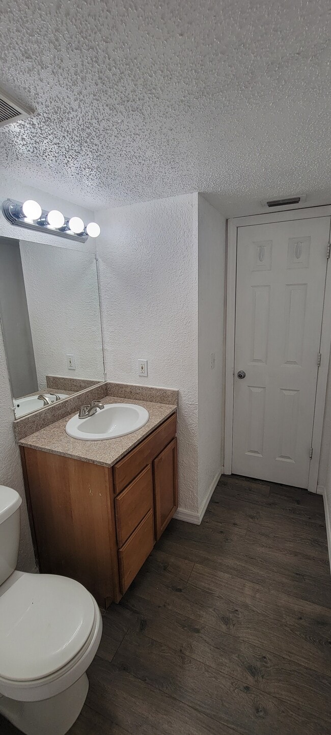 758 Haven Pl Unidad 758 Haven Place