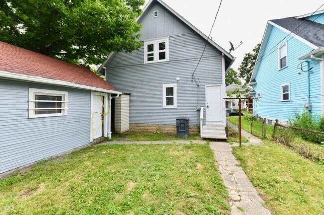 Photo - 852 N Rural St