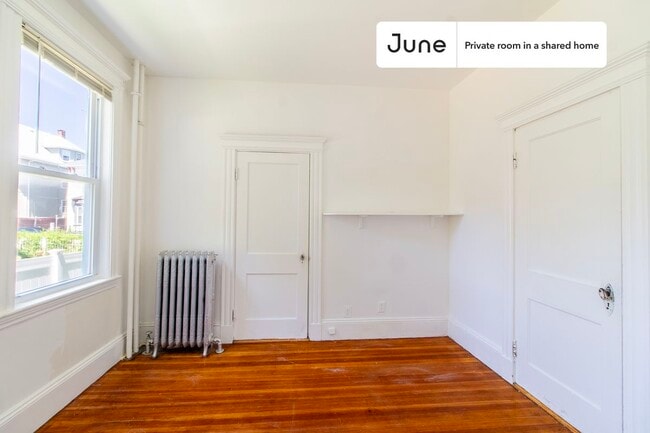 Photo - Room in Shared 5 bed/2 bath home Unit D