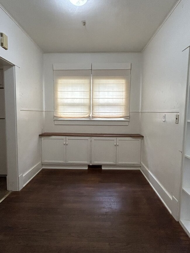Photo - 201 W Madison St