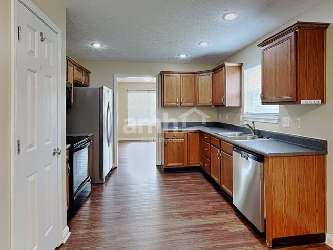 Photo - 2251 Custer Ln