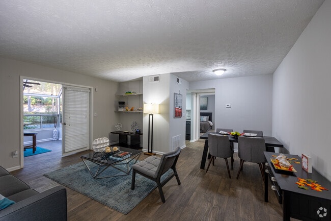 1BR, 1BA - 706SF
