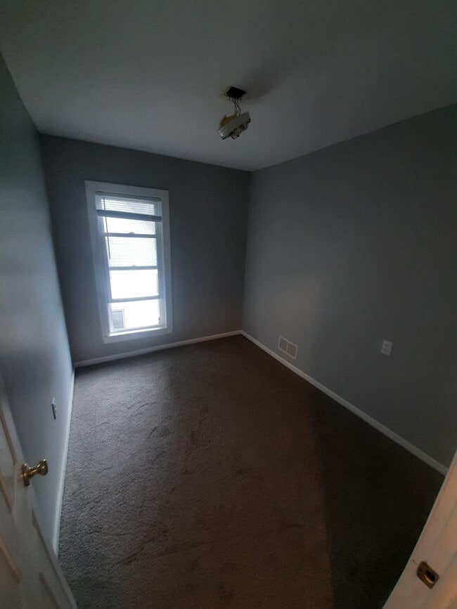 Photo - 432 Pleasant St Unit B