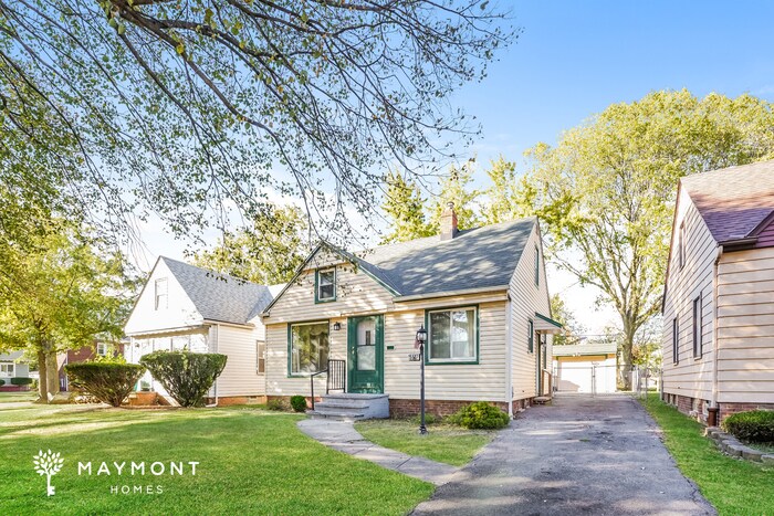 Photo - 15507 Cloverside Ave House