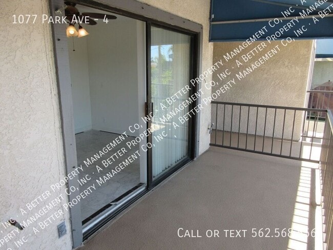Photo - 1077 Park Ave