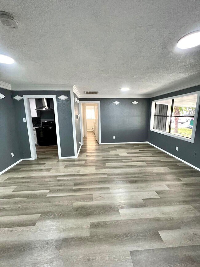 2107 Garvey Dr