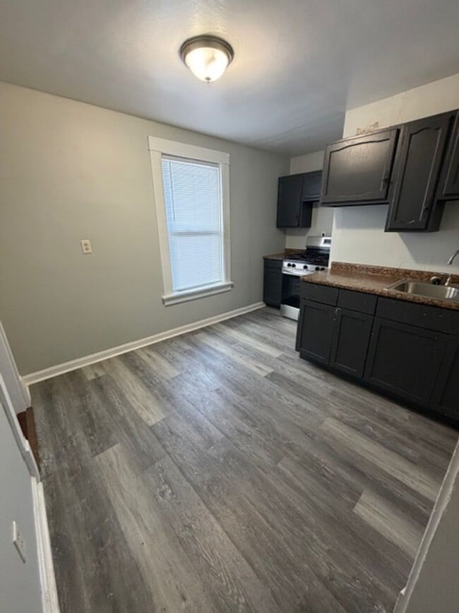 Photo - FON1178 Unit 1178B