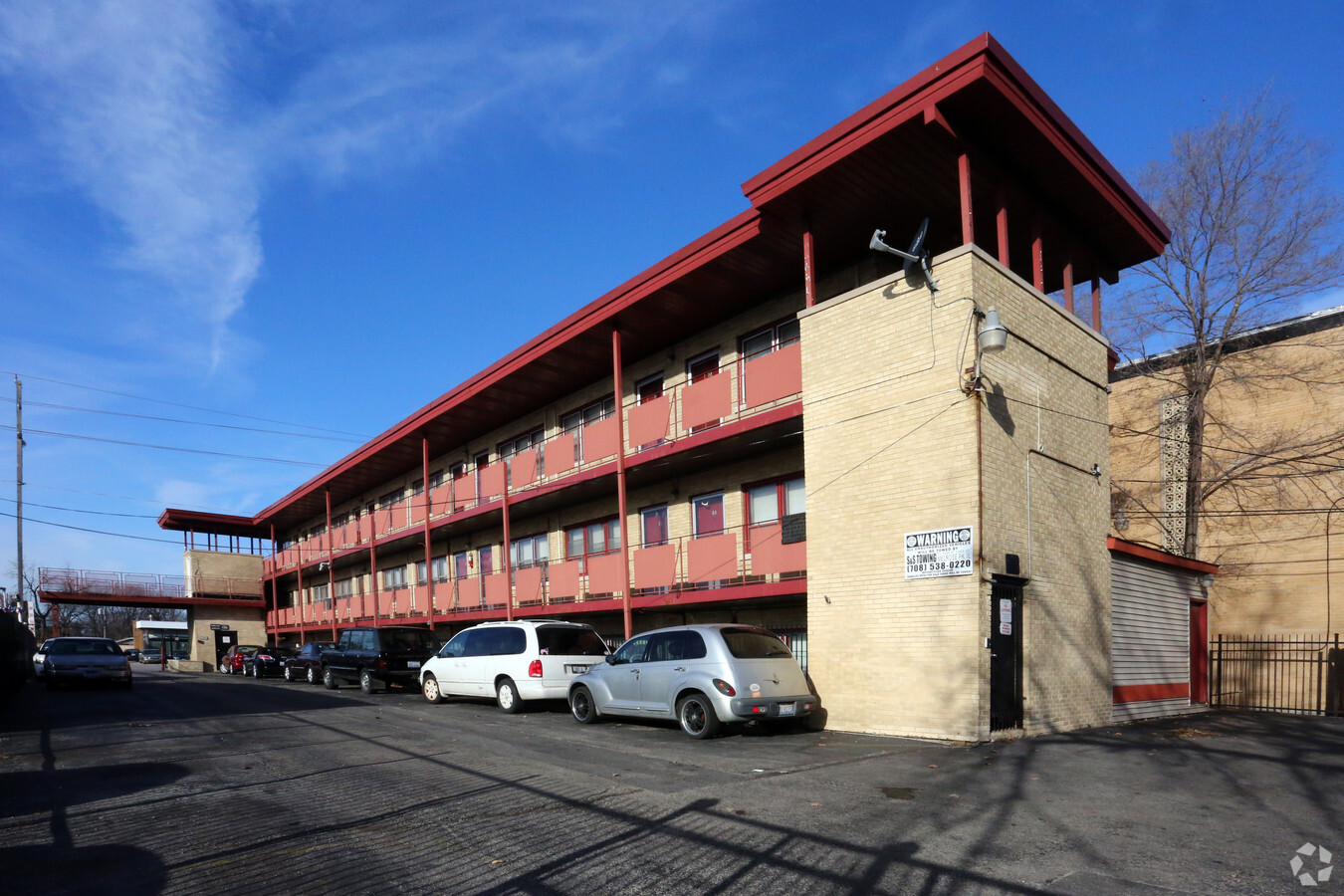 Grove Apartments - Grove Apartments