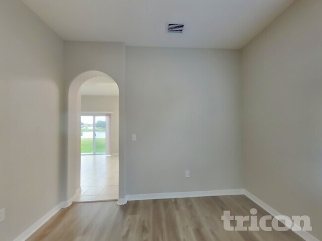 Photo - 31027 Bridgegate Dr