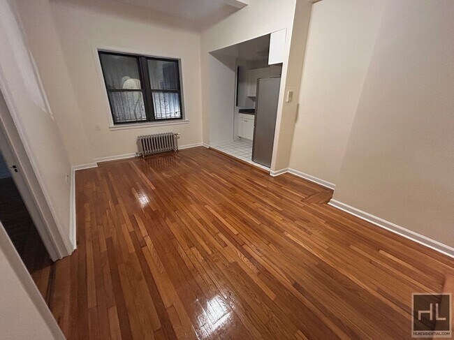 Photo - AMSTERDAM AVENUE Unit 1H