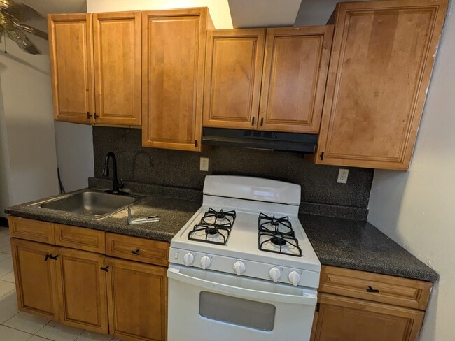 93 W 33rd St Unit 1