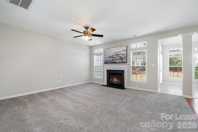Photo - 132 S Arcadian Way