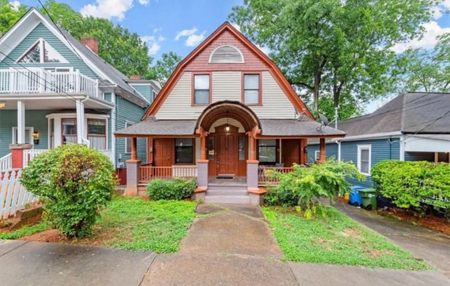 Building Photo - 740 Oakland Ave SE