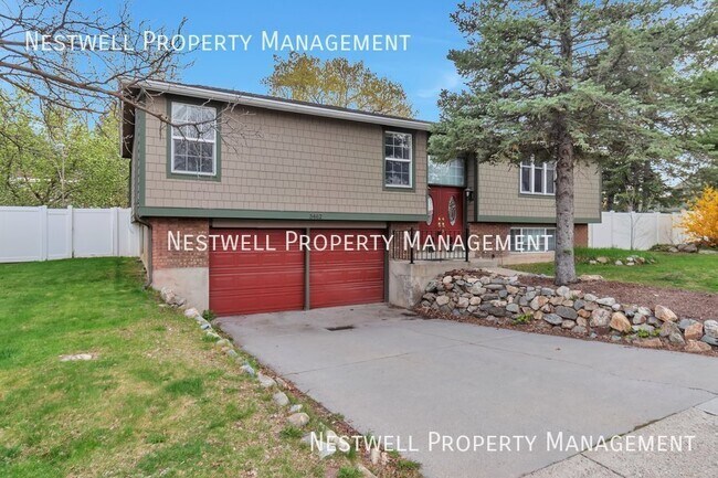 Photo - 3462 Greenhills Dr