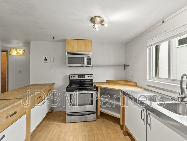 Photo - 2860 W 32nd Ave Unidad 101