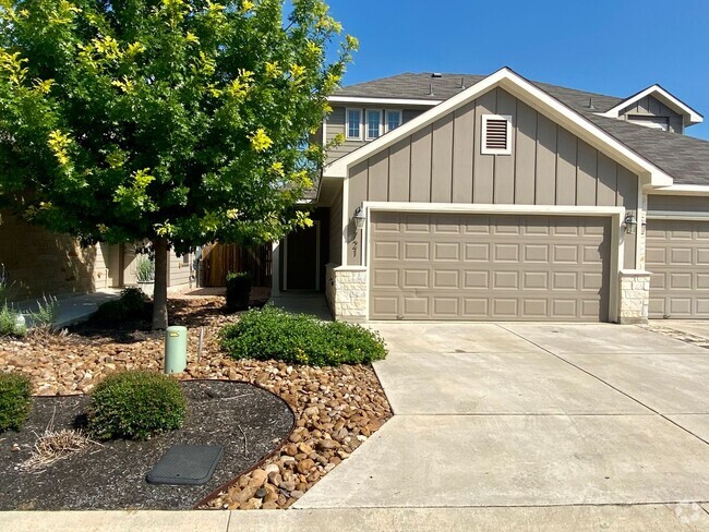 Building Photo - 3 Bed 2 Bath Townhome ~ Conveniently locat...