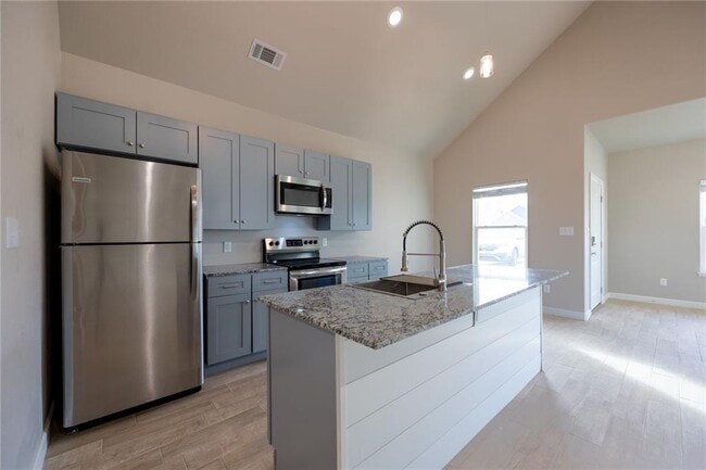 Photo - 827 Vly Oaks Ln