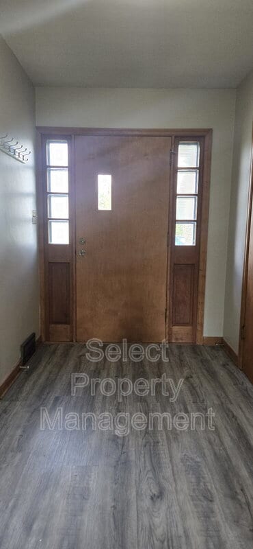 Photo - 7611 Aboite Center Rd