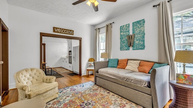 Photo - 1806 17th Ave