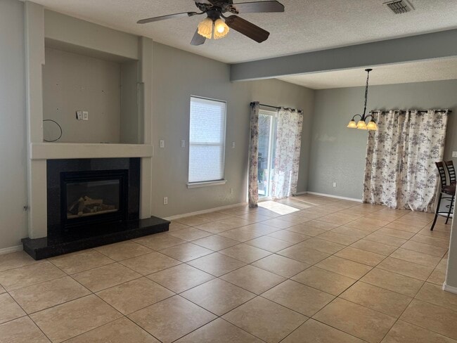 Photo - 8808 Vallejo Pl NE