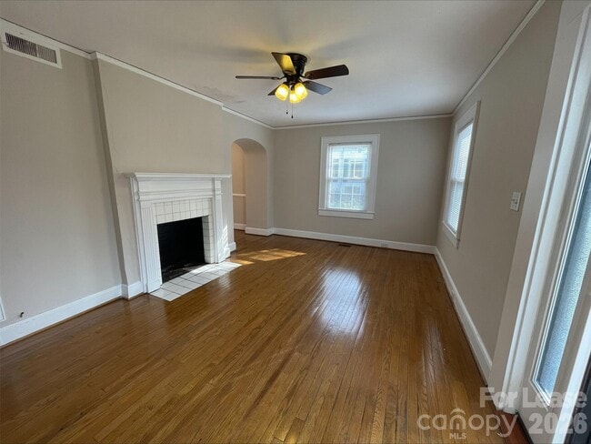 Photo - 611 E Cannon Ave