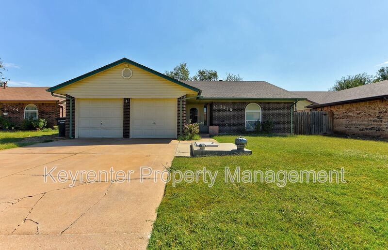 Photo - 1120 Kings Ct