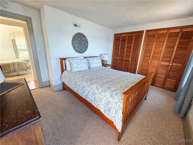 Building Photo - 5358 W Lake Rd