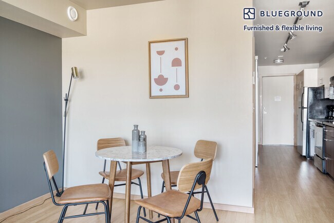 Photo - 708 6th Ave N Unidad FL6-ID574