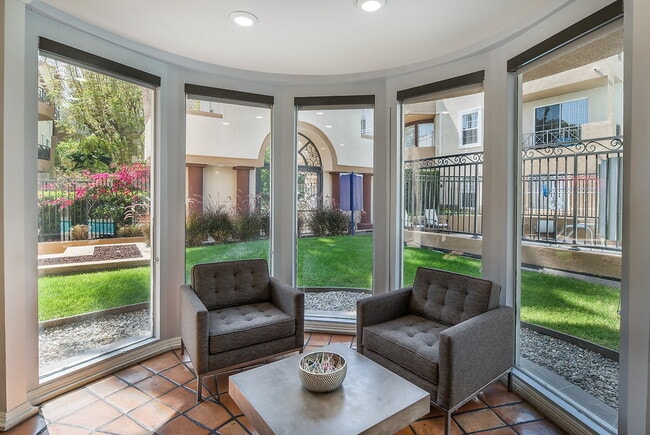 Regency at Encino