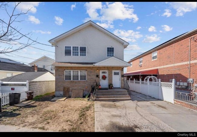 Building Photo - 147-20 223rd St Unit 1 Floor 1R