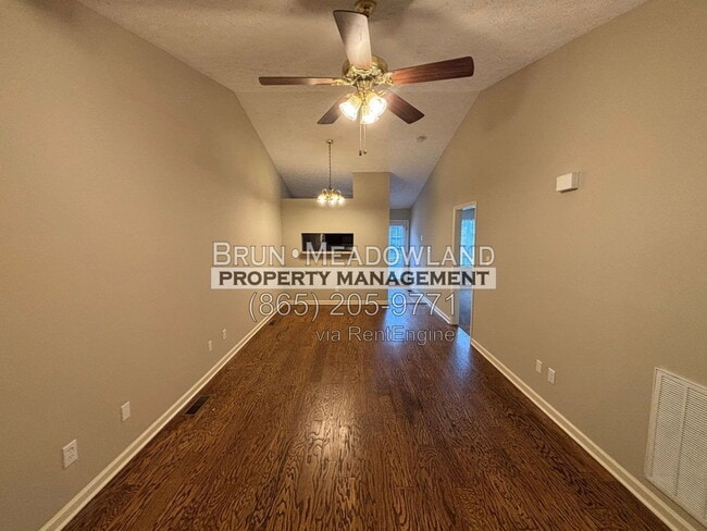 Photo - 820 Calypso Way