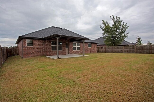 Photo - 1906 SW Cypress St