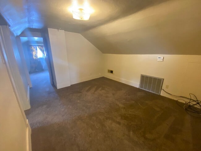 Photo - -414 Unit 414-C