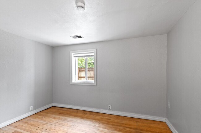 Photo - 840 North St Unidad C