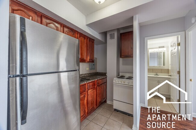 Photo - 4180 N Marine Dr Unit 1006