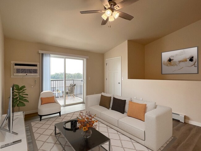 SCS Oshkosh Apartment Community