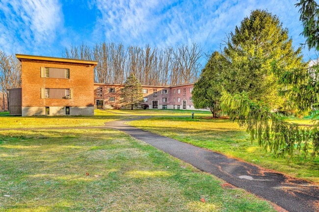 Photo - Tivoli Park Apartments