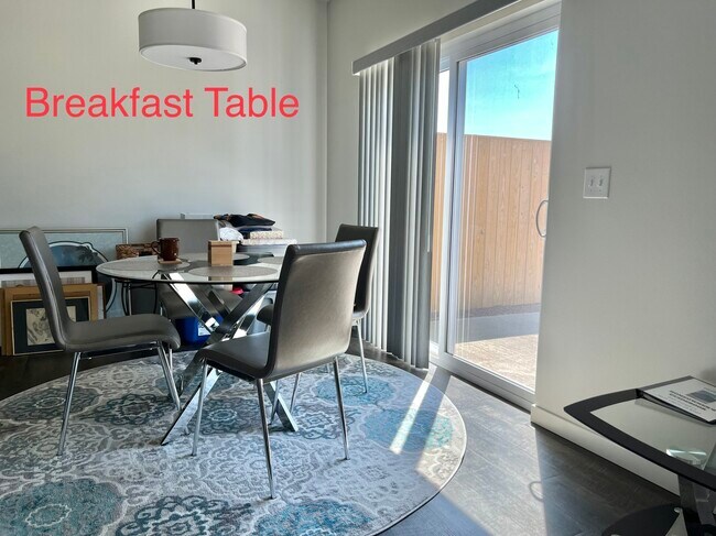 Photo - 2222 Eversull Ln