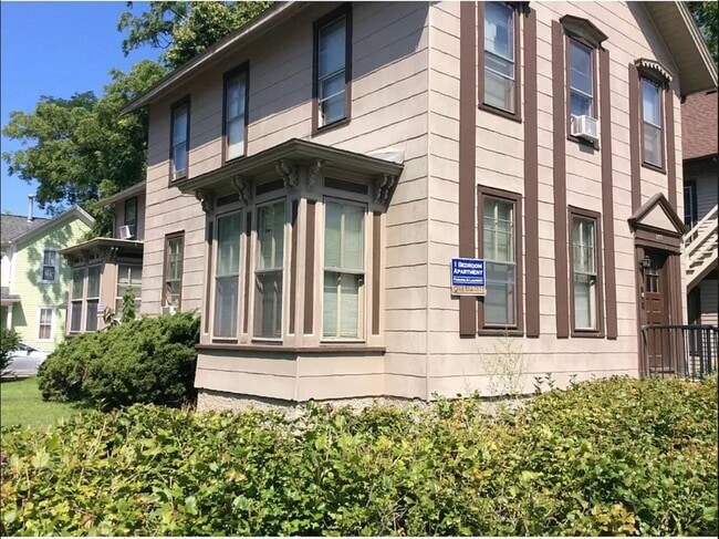 Photo - 203 N State St Unit 3